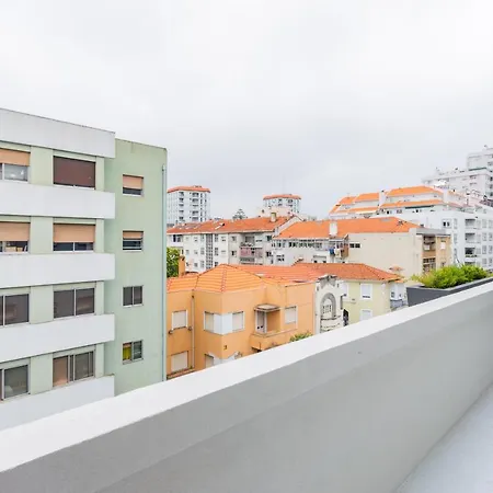Incredible Duplex Penthouse & Terraces & Parking 아파트 *