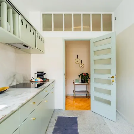 Incredible Duplex Penthouse & Terraces & Parking * Oporto